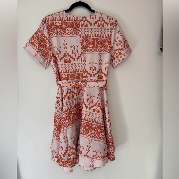 Elegant Orange Patterned Dress - Picture 7 of 7